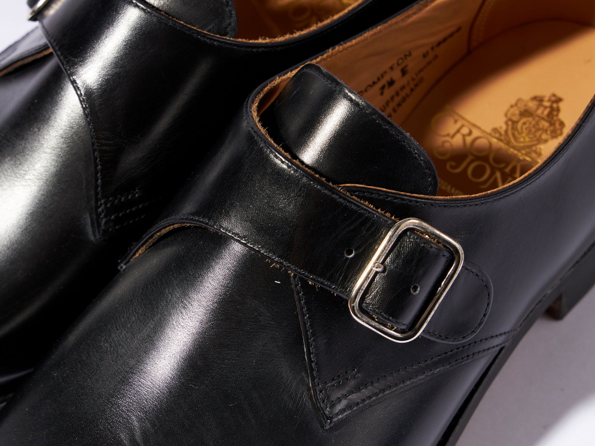 01_関口文也(グリフィンインターナショナル)／Crockett＆Jonesの