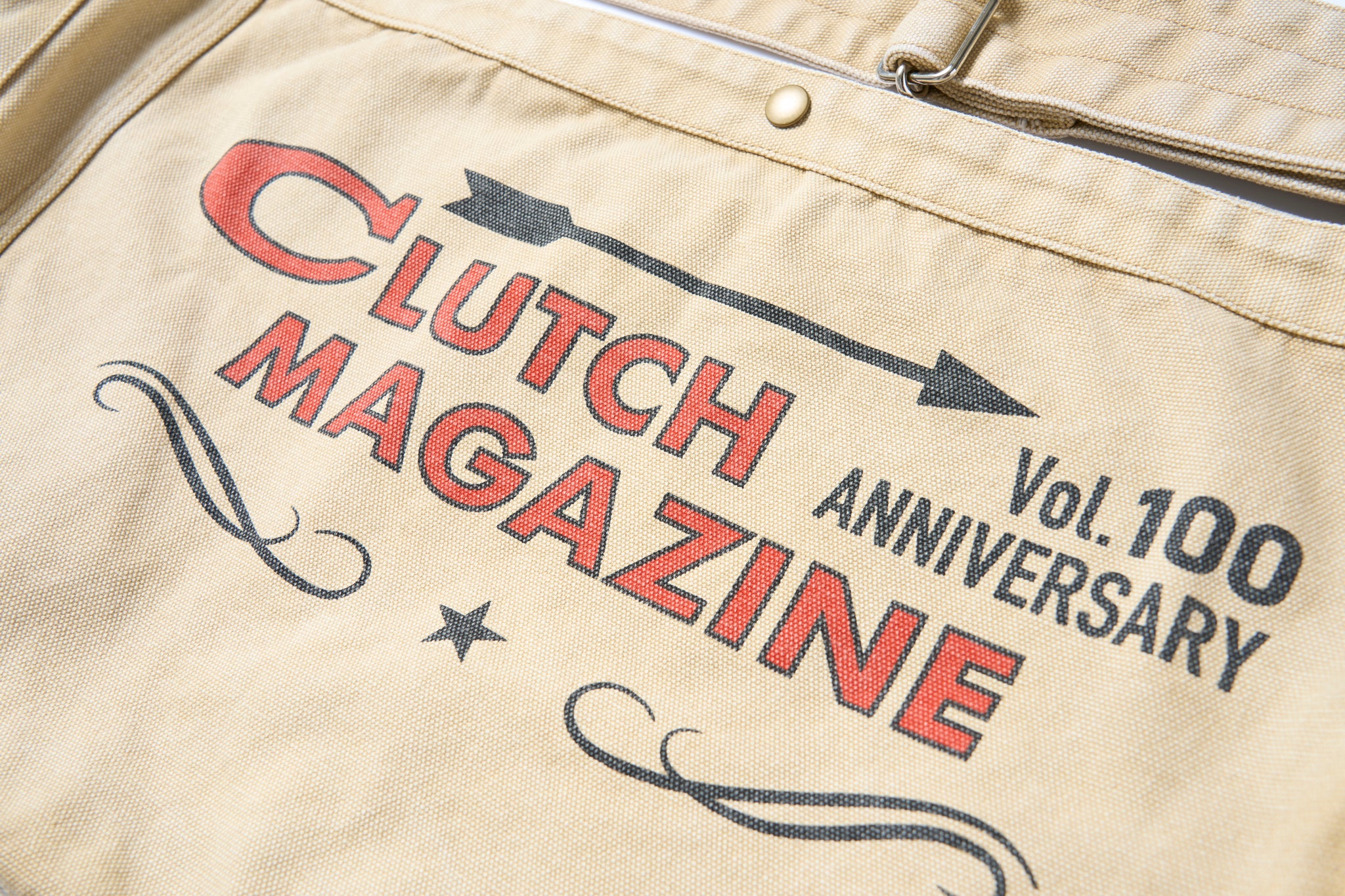 California Sportswear × CLUTCHニュースペーパーバッグ（100th Anniv