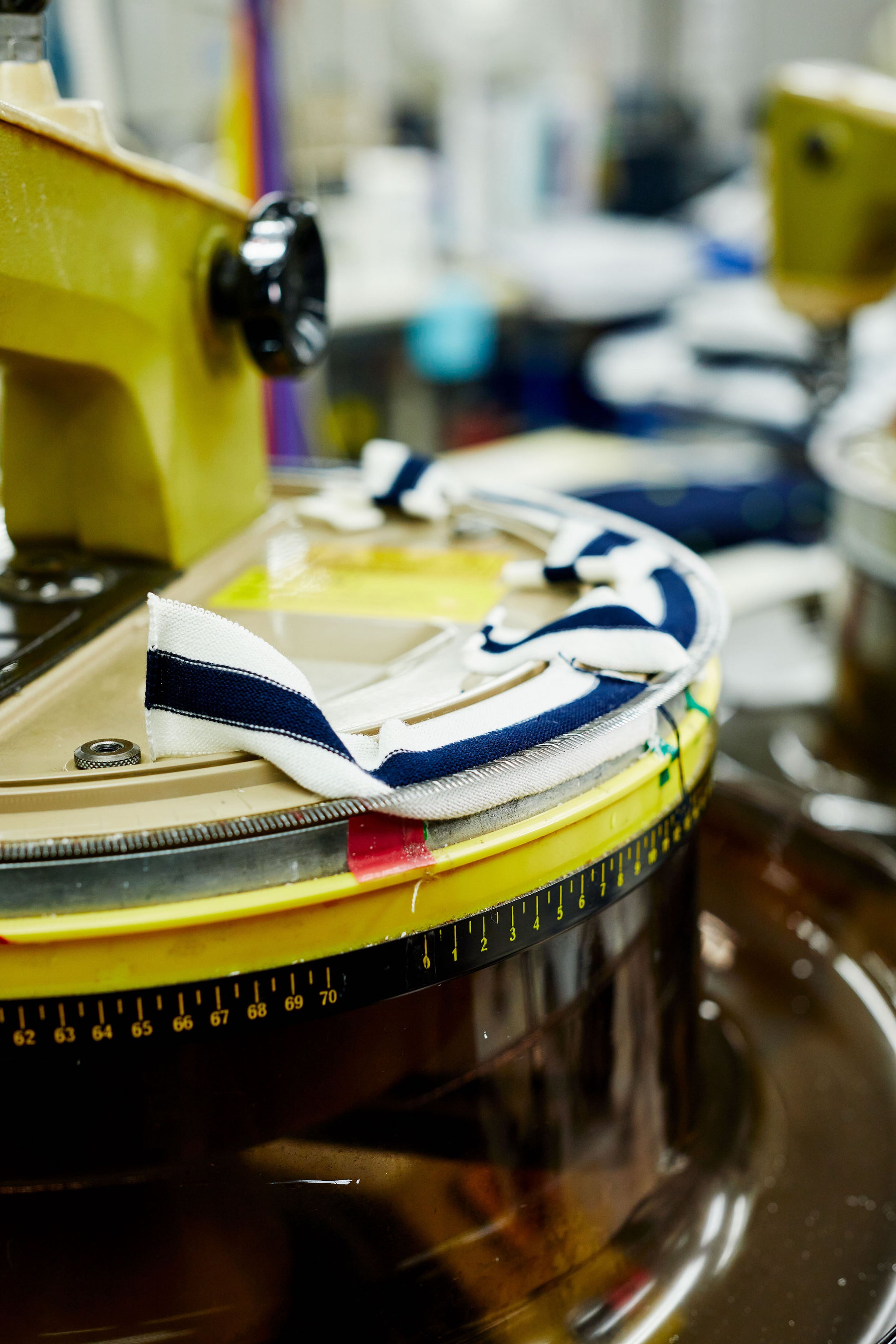 ベスト　アウラノーバ　良品 PlaX™ × 2nd】アランニットベスト[piece-dye] manufactured by